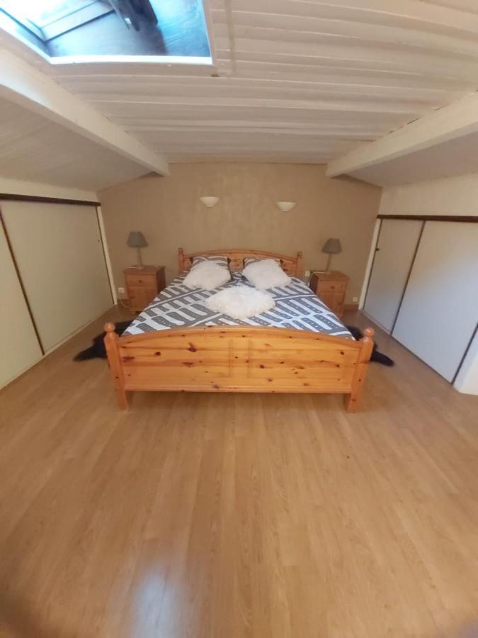 Eblouissant Appartement Au Calme D'Une Residence Avec Piscine Idealement Situe Au Pied Du Colorado Provencal Dans Le Prestigieux Luberon Рюстрель Екстер'єр фото