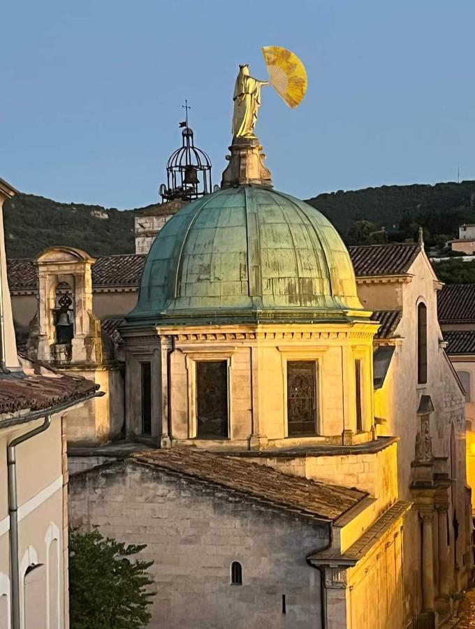 Eblouissant Appartement Au Calme D'Une Residence Avec Piscine Idealement Situe Au Pied Du Colorado Provencal Dans Le Prestigieux Luberon Рюстрель Екстер'єр фото